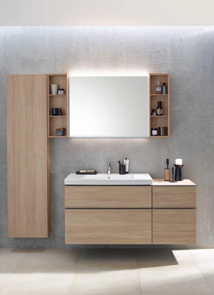 Washplace with mirror cabinat and bathroom furniture from the Geberit iCon bathroom series Washplace with mirror cabinat and bathroom furniture from the Geberit iCon bathroom series