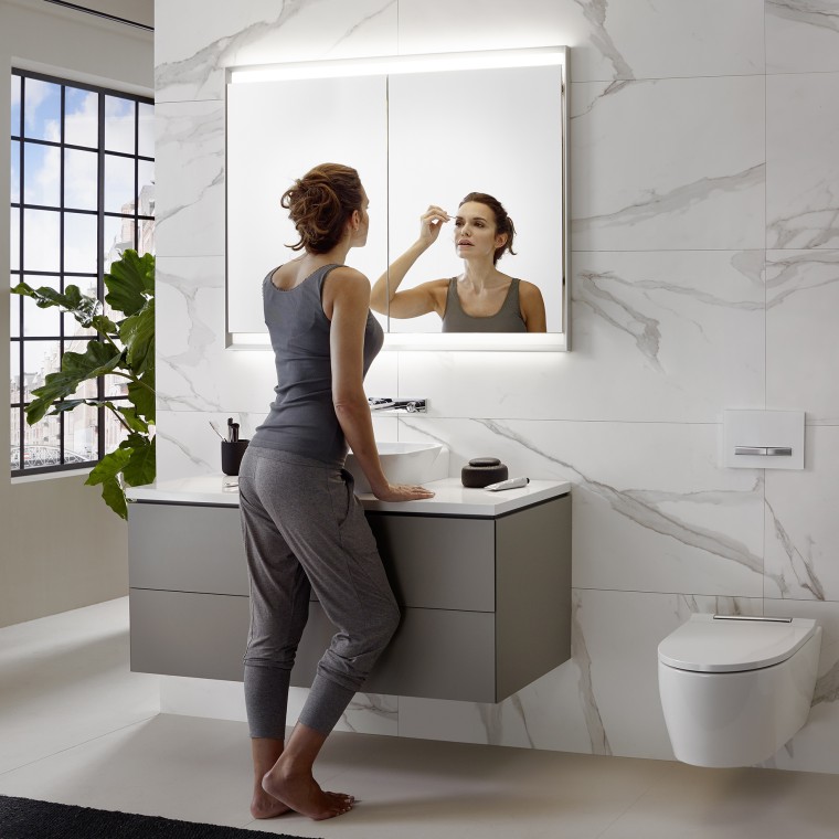 Svijetlo i vrlo jasno osvjetljenje za higijenu i njegu