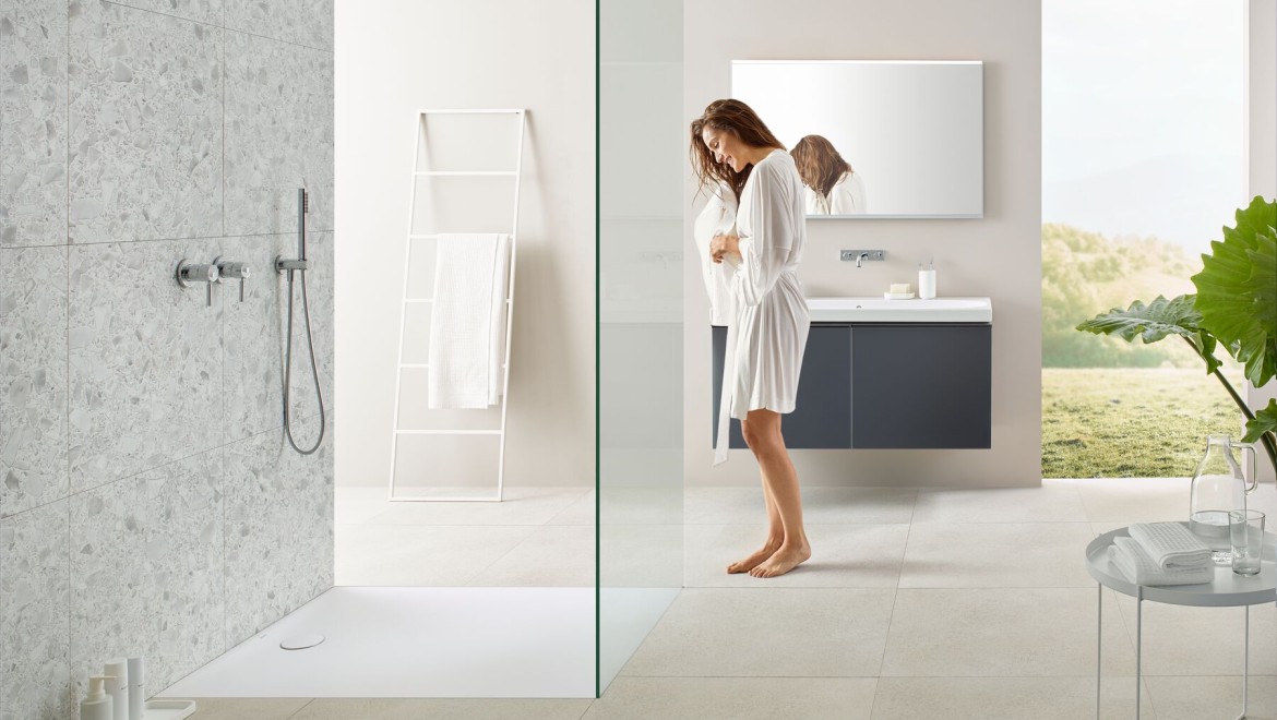 Walk-in tuš prostor u kupaonici Walk-in tuš prostor u kupaonici