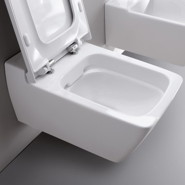 Geberit Xeno² WC školjka s podignutim sjedalom