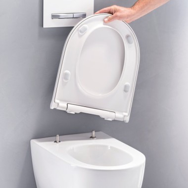 Geberit ONE WC školjka s poklopcem i daskom koji se mogu jednostavno ukloniti Geberit ONE WC školjka s poklopcem i daskom koji se mogu jednostavno ukloniti