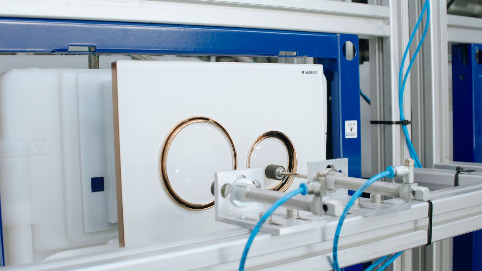 Test kvalitete tipke za aktiviranje ispiranja Sigma21 u WC sustavu