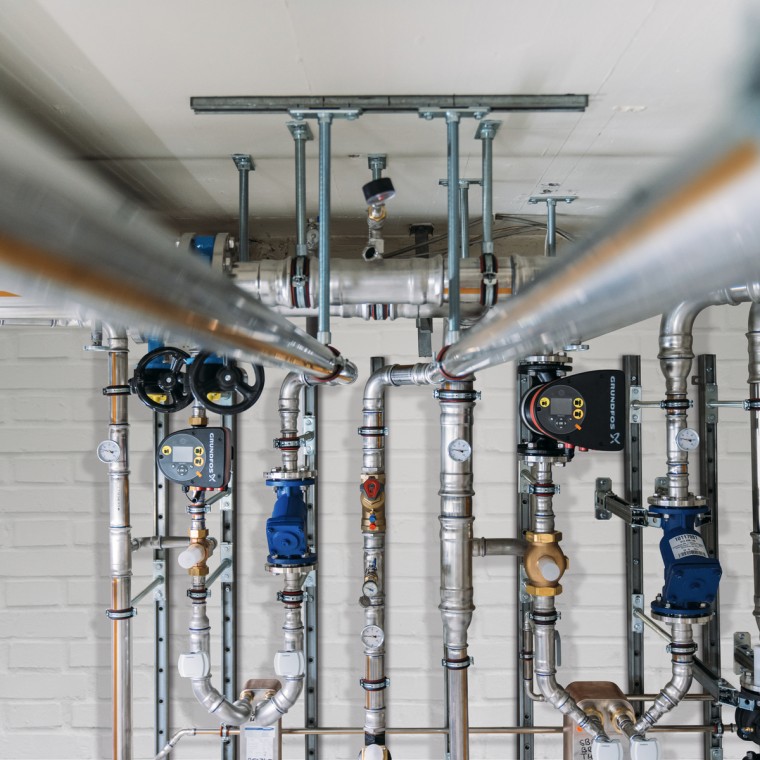 Geberit Mapress Therm nudi pouzdanu zaštitu od vanjske korozije u zatvorenim rashladnim sustavima hlađenja ili rashladnim sustavima sa stvaranjem kondenzata Geberit Mapress Therm nudi pouzdanu zaštitu od vanjske korozije u zatvorenim rashladnim sustavima hlađenja ili rashladnim sustavima sa stvaranjem kondenzata