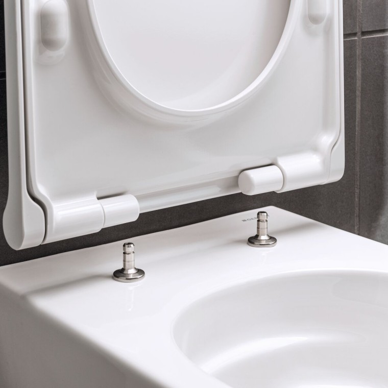 WC školjka Geberit Acanto s funkcijom QuickRelease WC školjka Geberit Acanto s funkcijom QuickRelease