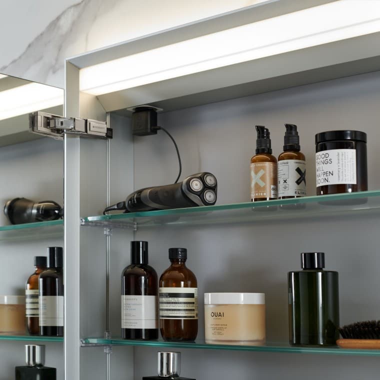 Otvoreni element s ogledalom Geberit ONE Otvoreni element s ogledalom Geberit ONE