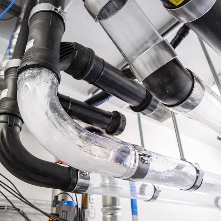 Geberit odvodni toranj u Joni, Švicarska Geberit odvodni toranj u Joni, Švicarska